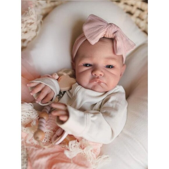 🆕20Inch Realistic Baby Mila With Weighted Cloth Body Toddler Girl Reborn Baby - Picture 7 of 12